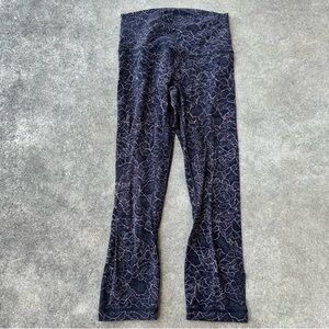 Lululemon Floral Lace Wunder Under Tights Womens 4 Athletic Cropped Performance